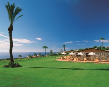 Club-house du golf Tecina avec vue sur la mer
