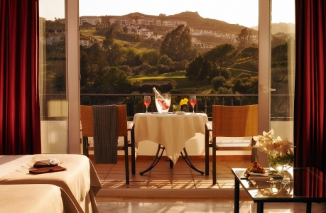 Terrasse d'une chambre du resort La Cala